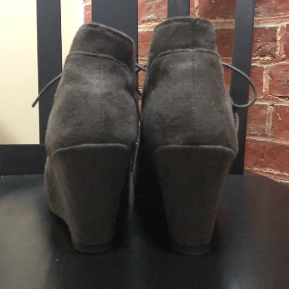 Black booties🍂🍁 - Picture 5 of 5